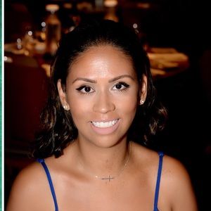 Meet your Posher, Angelica